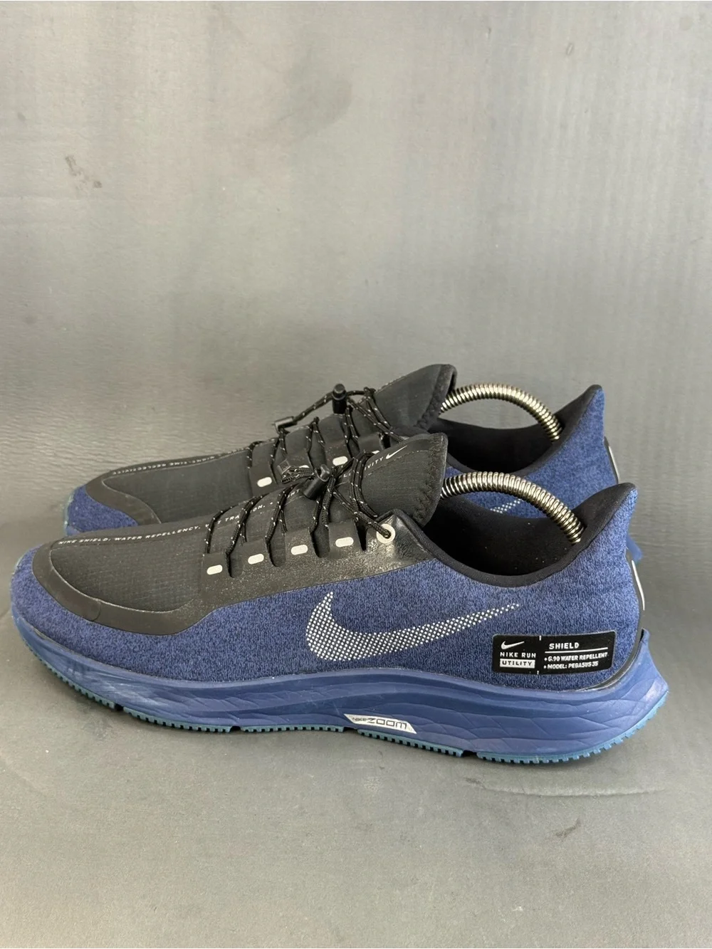 Nike Air Zoom Pegasus 35 Shield 'Black Blue Void' athletic shoes men’s size 11